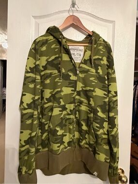 Aeropostale Olive & Brown Camo Hoodie (Men’s XXL/ Women’s 3X)